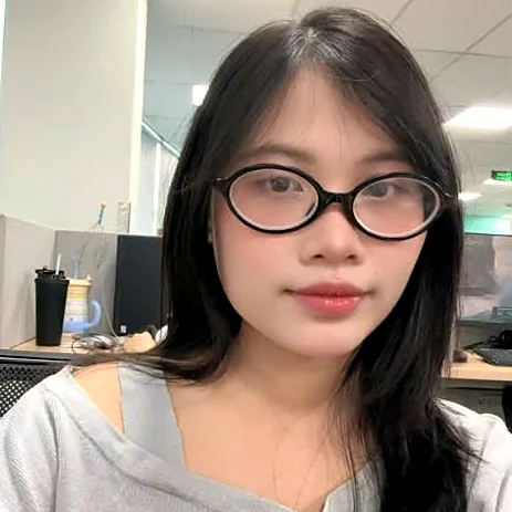 Ảnh chân dung Kim Quyên